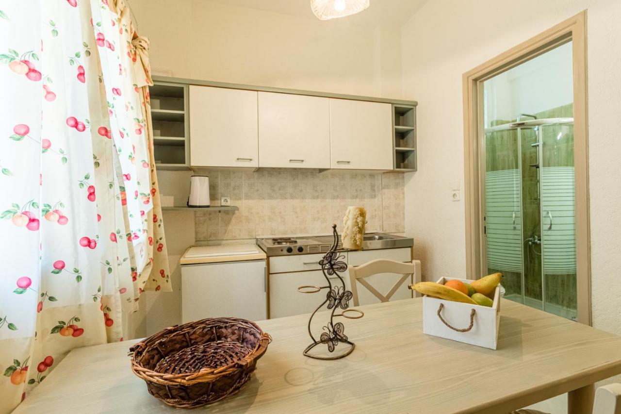Niriides Apartments Stoúpa المظهر الخارجي الصورة