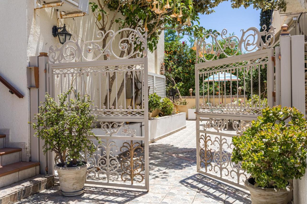 Niriides Apartments Stoúpa المظهر الخارجي الصورة
