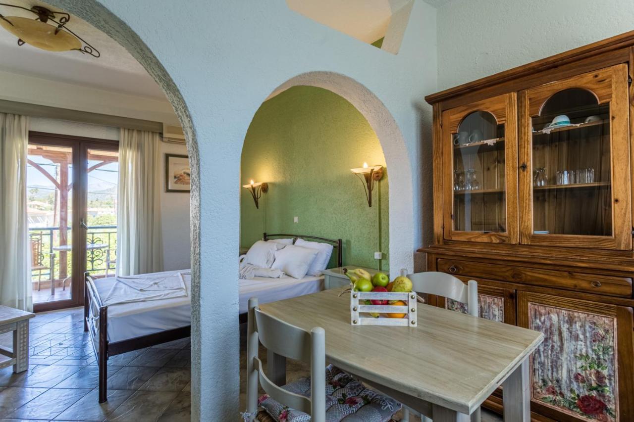 Niriides Apartments Stoúpa المظهر الخارجي الصورة